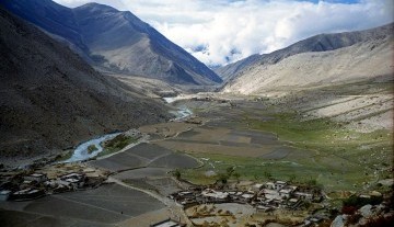01 View Back Towards Nyalam From Milarepa Cave.jpg